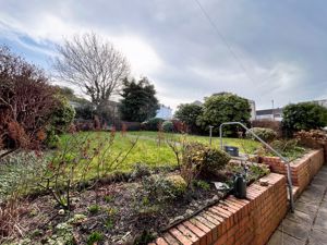 Photo 19- click for photo gallery